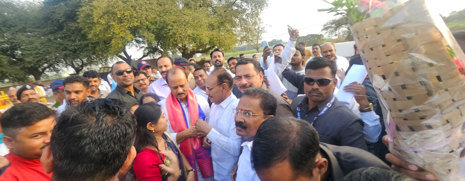 WhatsApp Image 2025-03-19 at 21.34.30 (1)